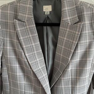 a new day Plaid Blazer in Gray and Black